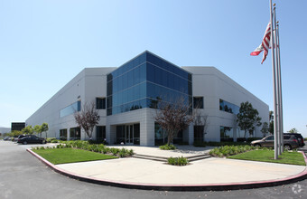 19511-19517 Pauling, Foothill Ranch, CA for sale Primary Photo- Image 1 of 1