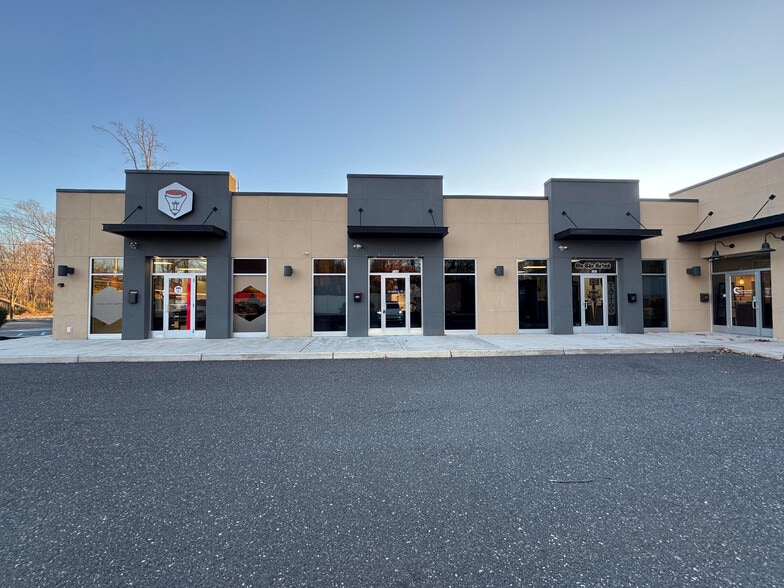 571 Cross Keys Rd, Sicklerville, NJ to rent - Building Photo - Image 2 of 23