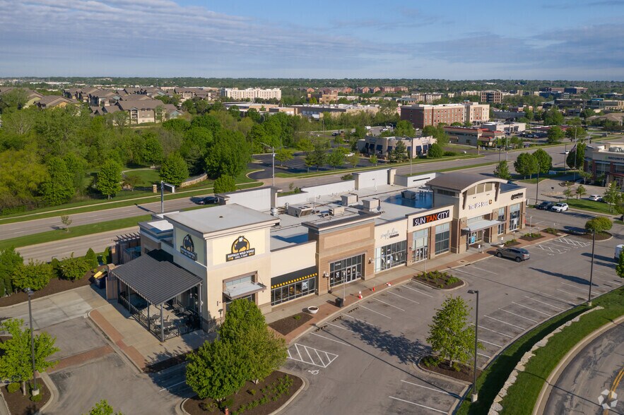 13713-13749 Metcalf Ave, Overland Park, KS for rent - Aerial - Image 3 of 6