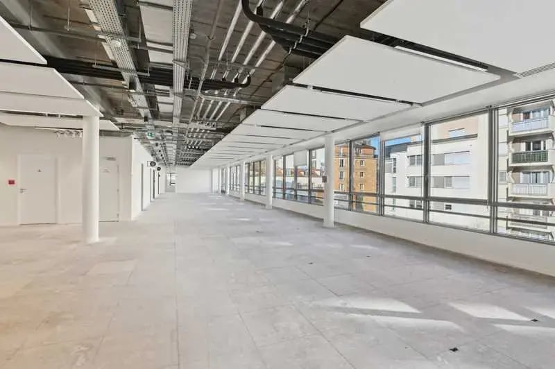 24 Rue Villeneuve, Clichy to rent Interior Photo- Image 1 of 10