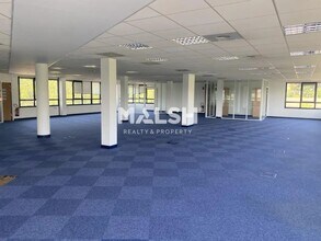 Office in Écully to rent Interior Photo- Image 2 of 8