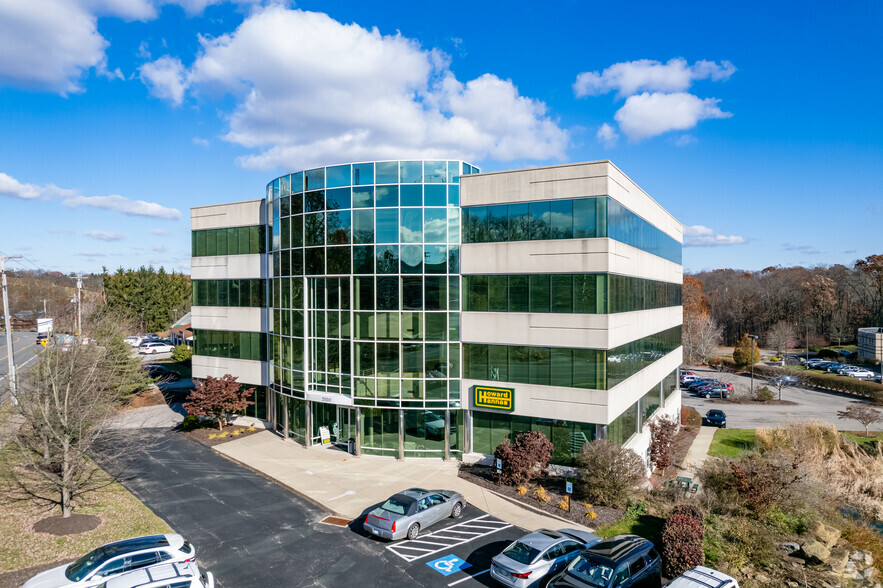 2100 Corporate Dr, Wexford, PA for rent - Building Photo - Image 1 of 7