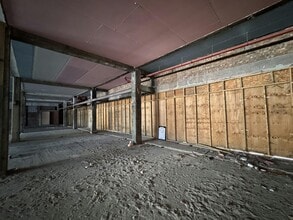 138-152 Powis St, London to rent Interior Photo- Image 2 of 6