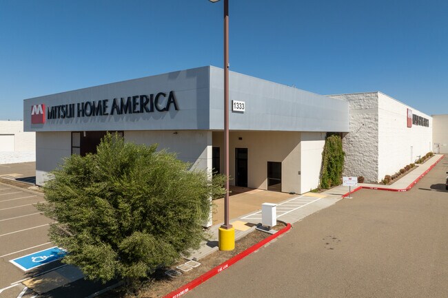 More details for 1333 E Kettleman Ln, Lodi, CA - Retail to Rent