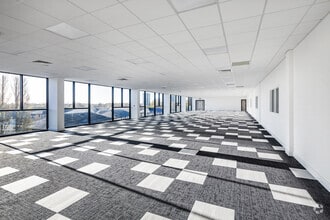 Stanley Green Business Park, Cheadle to rent Interior Photo- Image 2 of 3