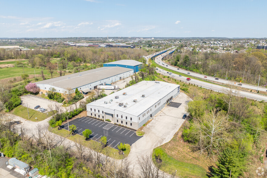 60 Portland Rd, West Conshohocken, PA for rent - Aerial - Image 2 of 16