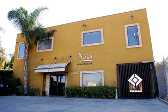 6925 Canoga Ave, Canoga Park, CA for sale Building Photo- Image 1 of 1