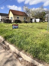 1515 E Peach, Fort Worth, TX for sale Primary Photo- Image 1 of 10