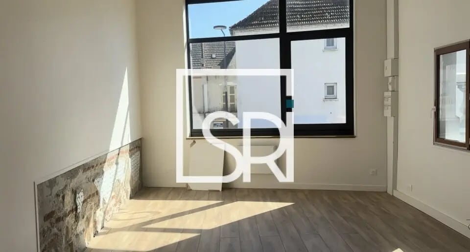 Retail in Bellerive-sur-Allier for sale - Interior Photo - Image 2 of 12