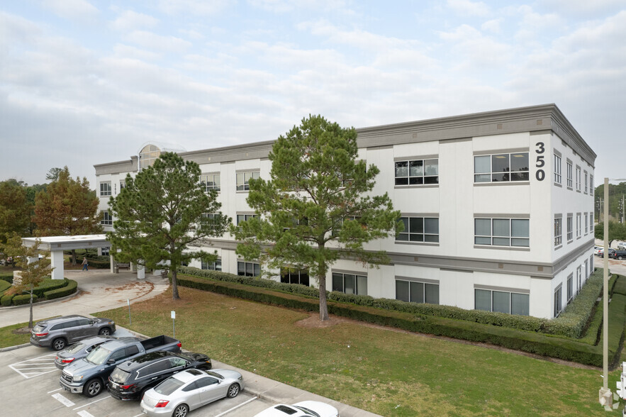 300-350 Kingwood Medical Dr, Kingwood, TX for rent - Building Photo - Image 1 of 11