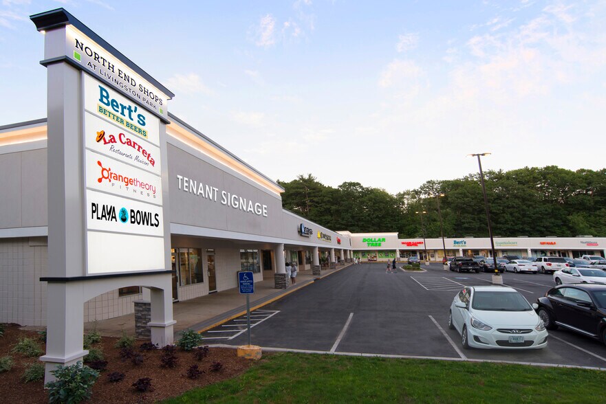 545555 Hooksett Rd, Manchester 03104 Livingston Park UK