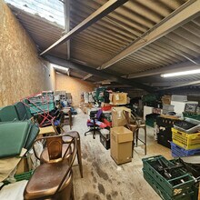 Manor Farm, Chichester to rent Building Photo- Image 2 of 6