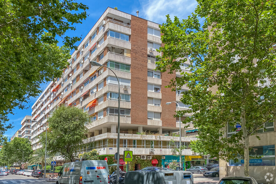 Office in Madrid, MAD for rent - Building Photo - Image 1 of 1