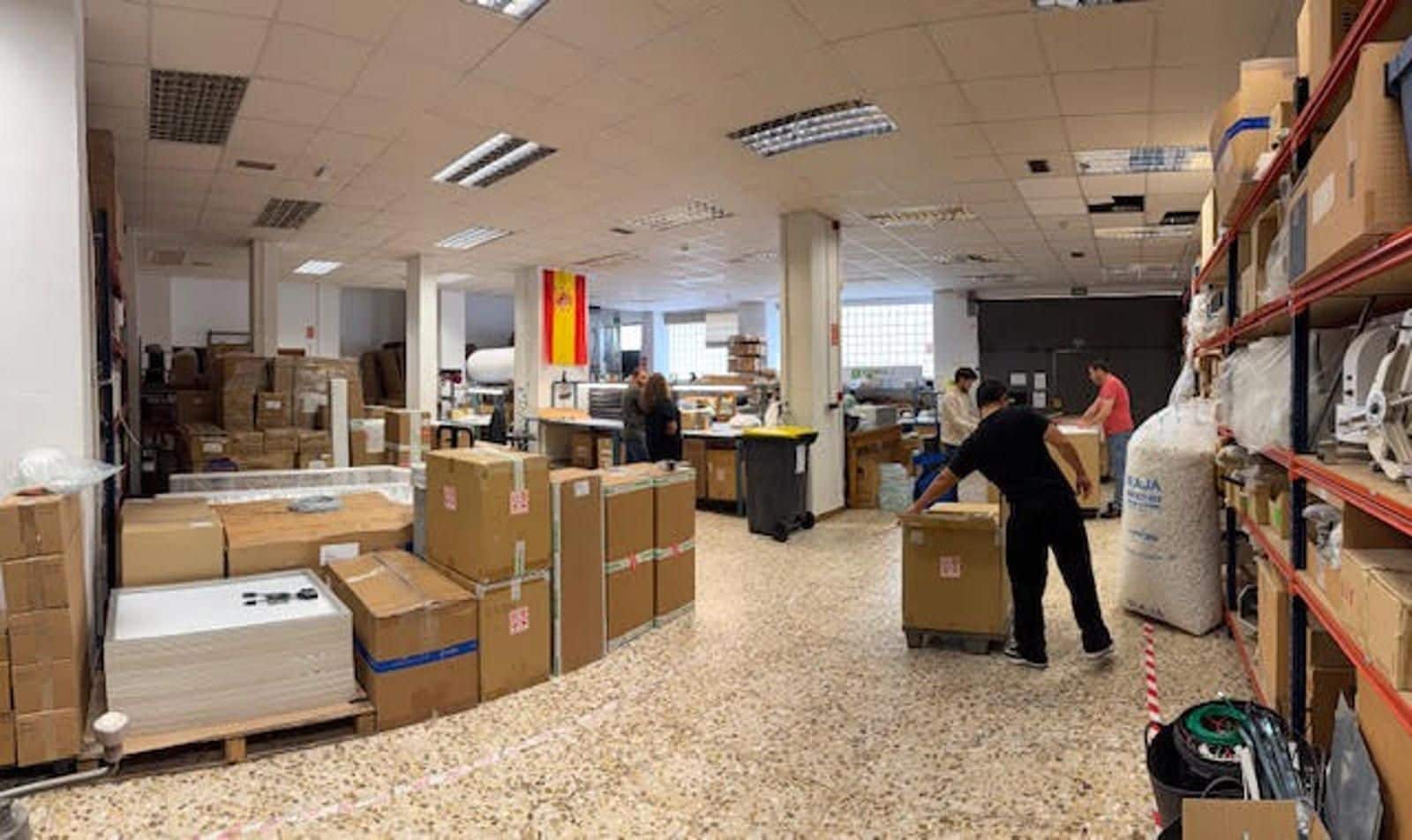 Retail in Madrid, Madrid to rent Interior Photo- Image 1 of 5