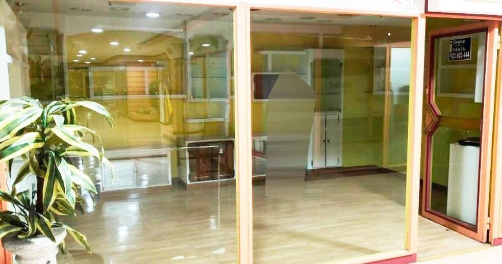 Zamora, 49, Salamanca, Salamanca for sale - Building Photo - Image 2 of 5