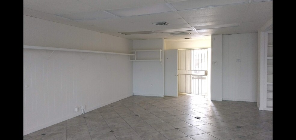 439 W Main St, Mesa, AZ for rent - Building Photo - Image 3 of 4