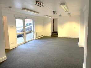 Vine Ter, Hexham to rent Interior Photo- Image 1 of 3