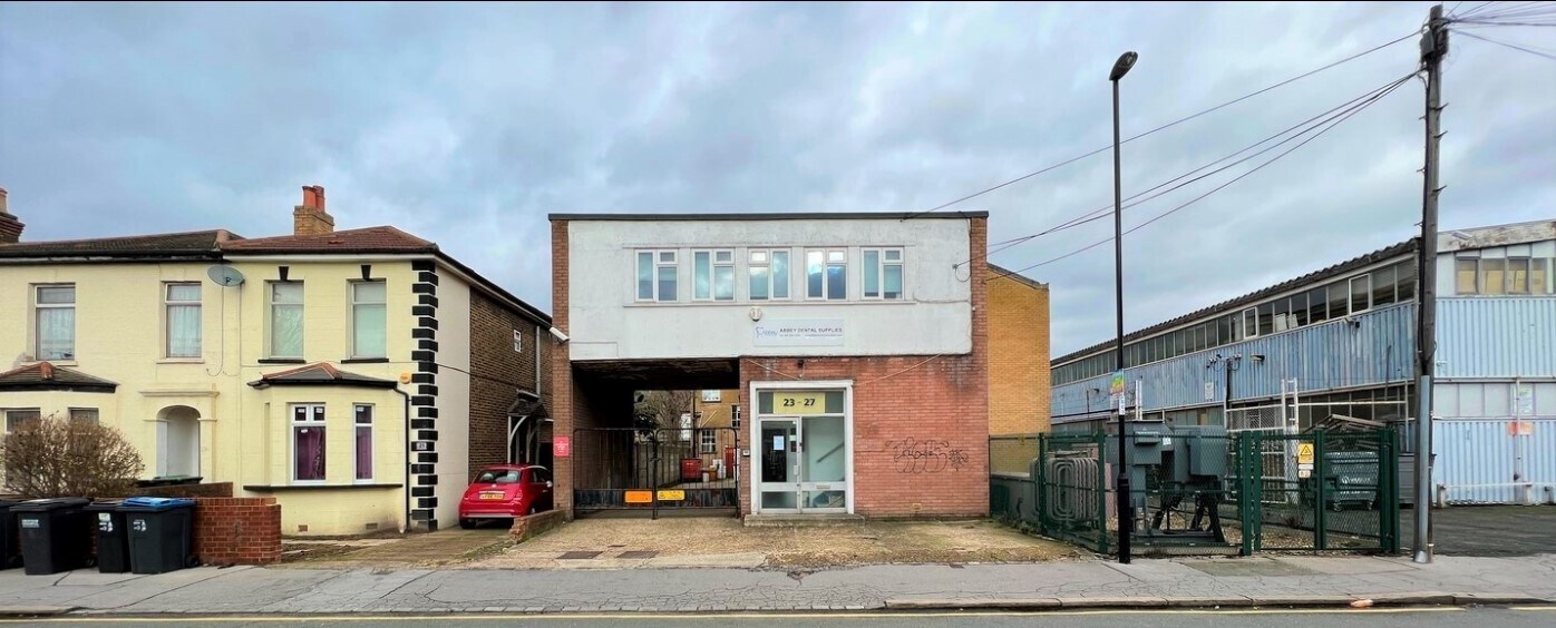 23-27 Gladstone Rd, Croydon for sale Building Photo- Image 1 of 1