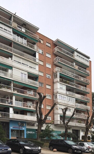 Calle Urano, 11, Alcorcón, Madrid for sale - Building Photo - Image 3 of 3