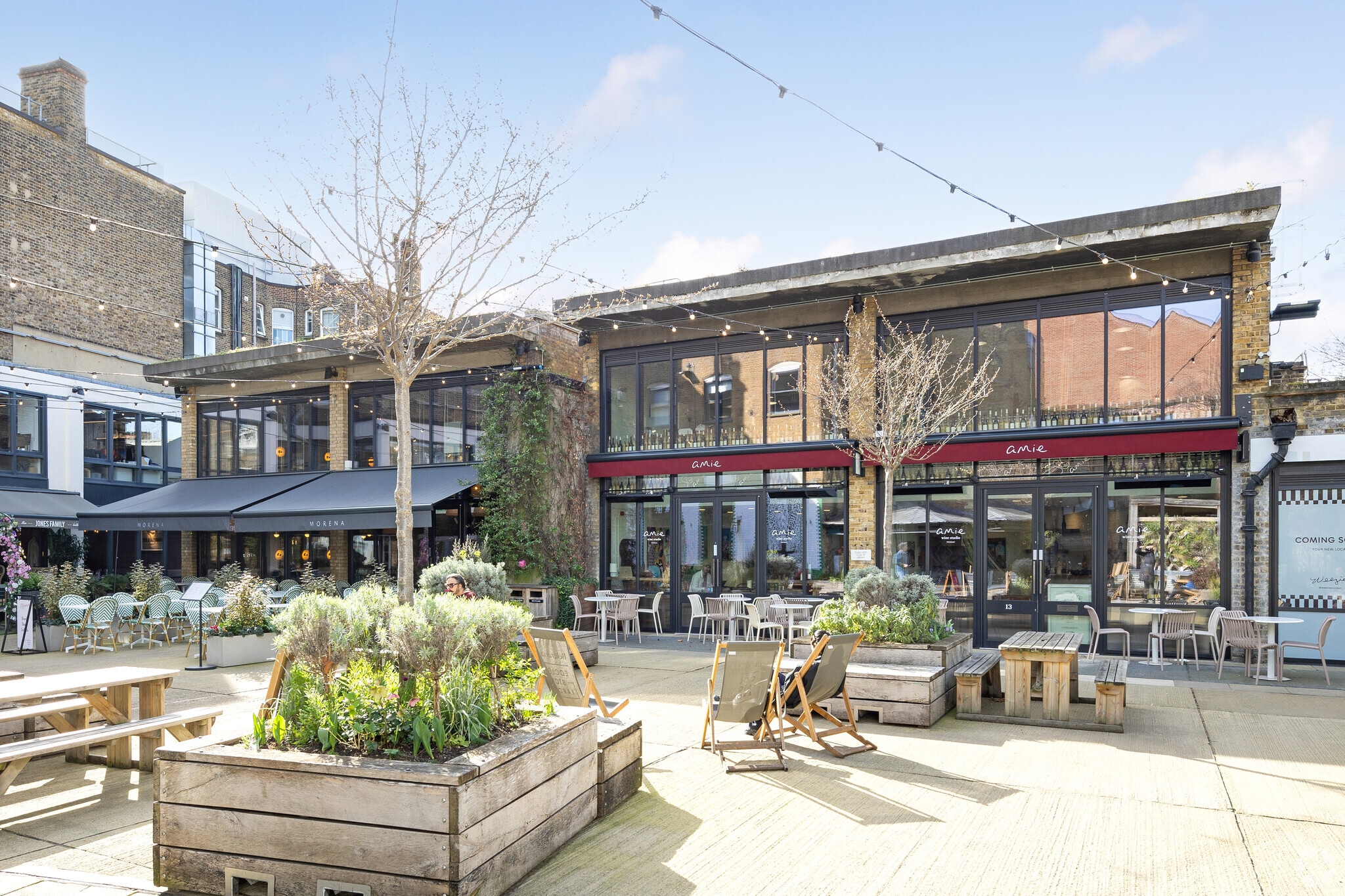 Eccleston Yard Off, London for sale Primary Photo- Image 1 of 1