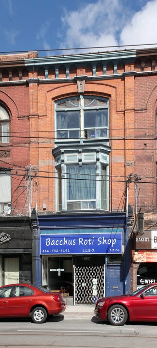 More details for 1376 Queen St W, Toronto, ON - Retail to Rent