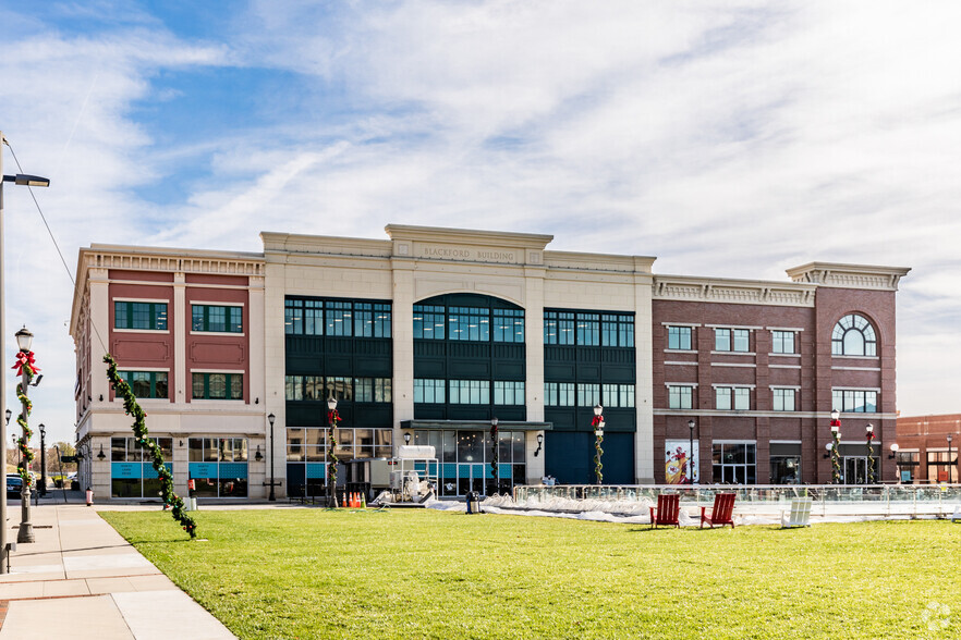 7200 NW 86th St, Kansas City, MO for rent - Building Photo - Image 1 of 14