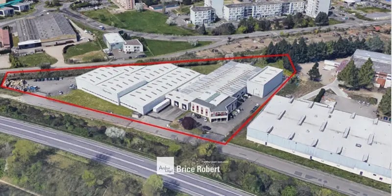 Light Industrial in Brignais to rent - Aerial - Image 2 of 7