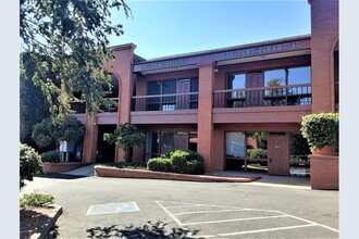 1785 W Highway 89A, Sedona, AZ for rent Building Photo- Image 1 of 10