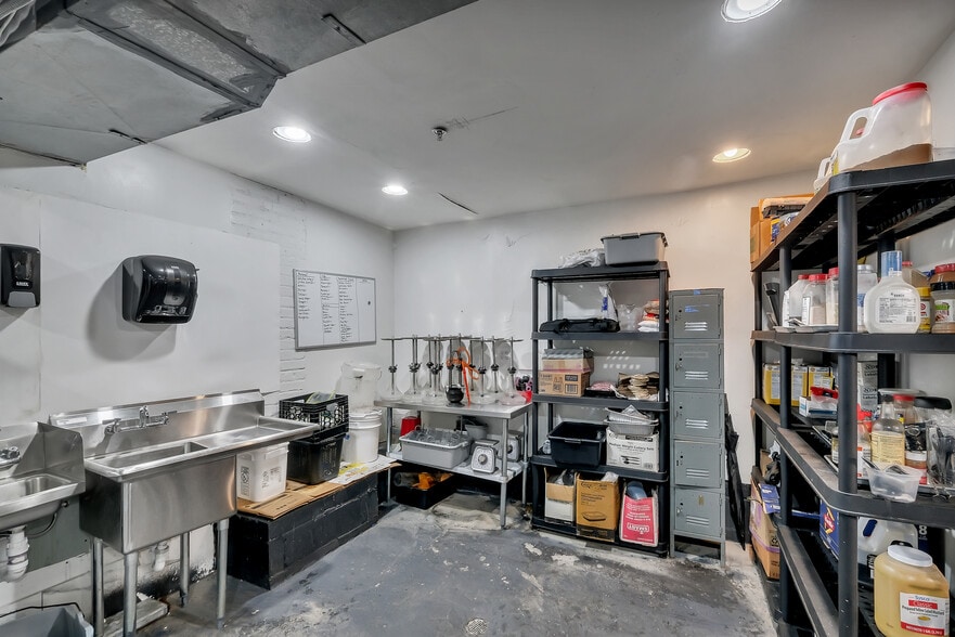 3124 Georgia Ave NW, Washington, DC to rent - Building Photo - Image 3 of 22