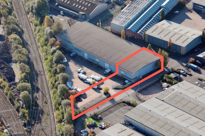Brunel Ave, Salford to rent - Aerial - Image 3 of 8
