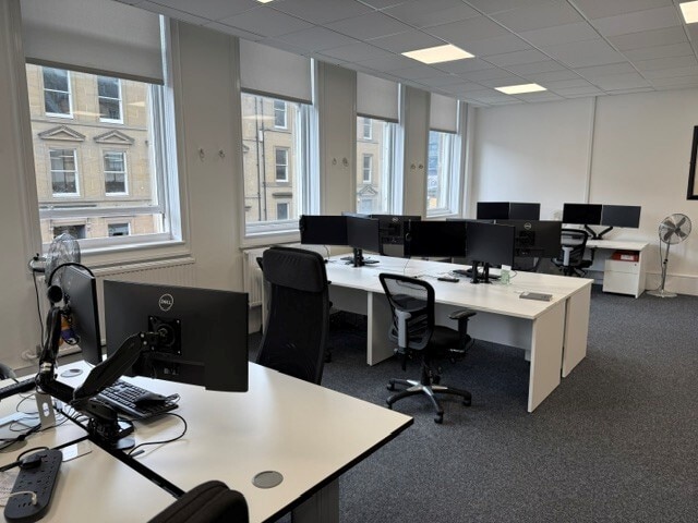 134-138 West Regent St, Glasgow to rent Interior Photo- Image 1 of 3