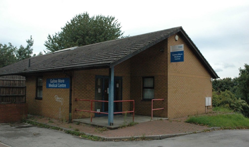 164 Doncaster Rd, Barnsley, S70 1UD UK