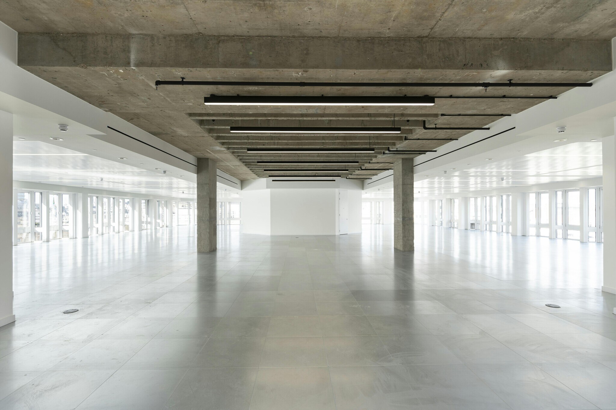 11 Strand, London, WC2N 5HR - Office to Rent - 6,174 sq ft - GBR