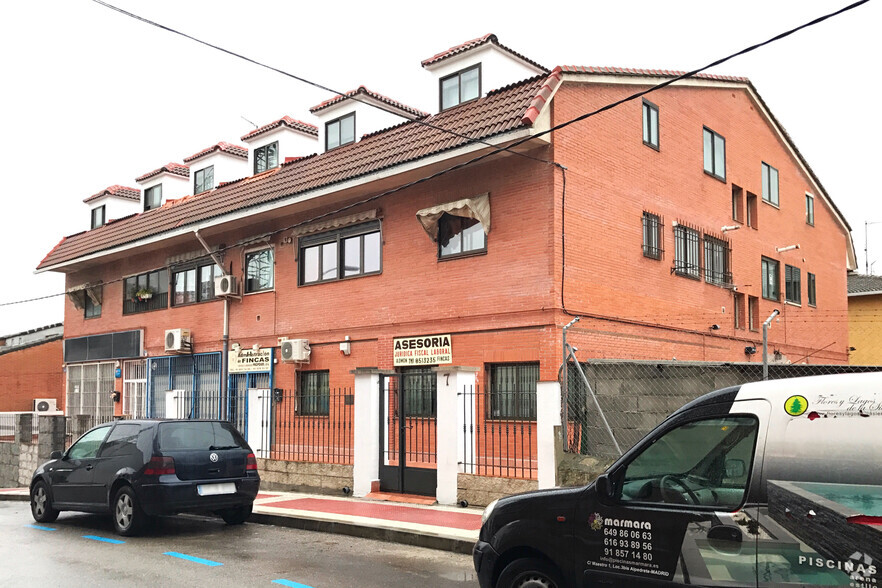 Calle Cercedilla, 7, Collado Villalba, Madrid for rent - Primary Photo - Image 1 of 2