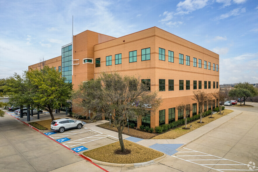 7200 State Highway 161, Irving, TX for rent - Building Photo - Image 2 of 7