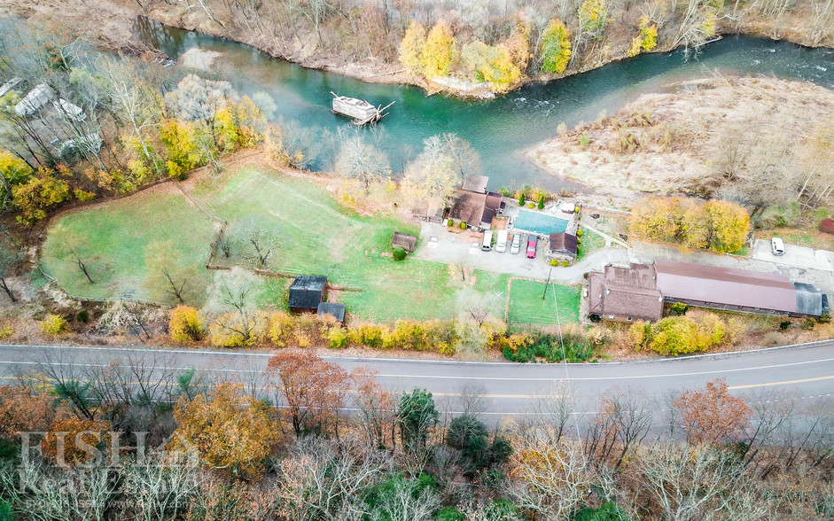 6667 Lycoming Creek Rd, Cogan Station, PA for sale - Primary Photo - Image 1 of 1