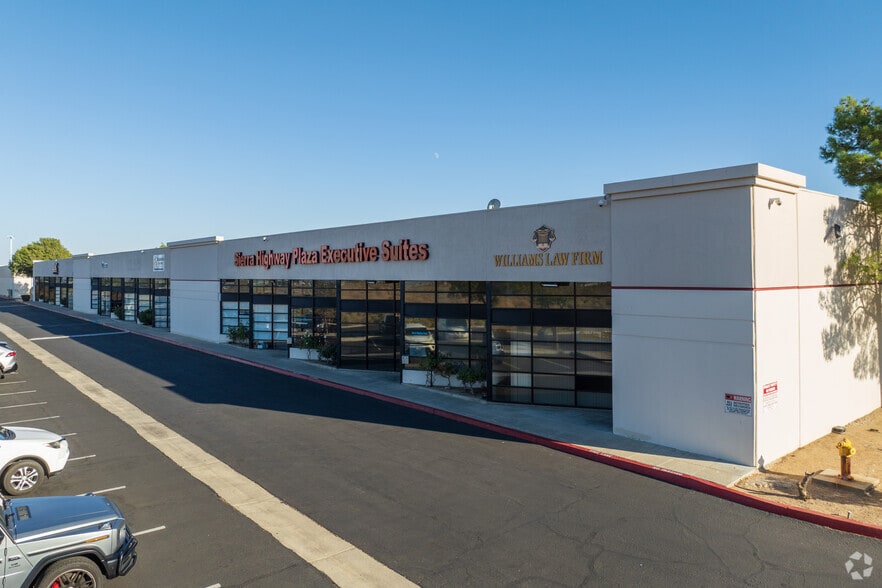 190 Sierra Ct, Palmdale, CA for sale - Primary Photo - Image 1 of 1