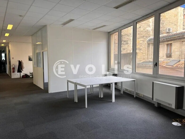Office in Bordeaux to rent - Interior Photo - Image 3 of 8