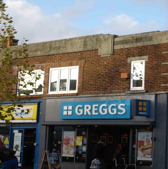 332-334 Ashley Rd, Poole to rent - Building Photo - Image 1 of 2