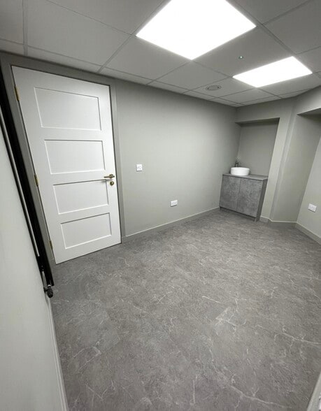 212 King St, Broughty Ferry for sale - Building Photo - Image 3 of 11