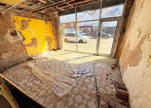 182-186 Burnage Ln, Manchester to rent Interior Photo- Image 1 of 7