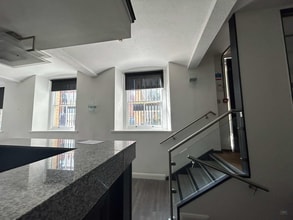 1 Booth St, Manchester to rent Interior Photo- Image 1 of 3