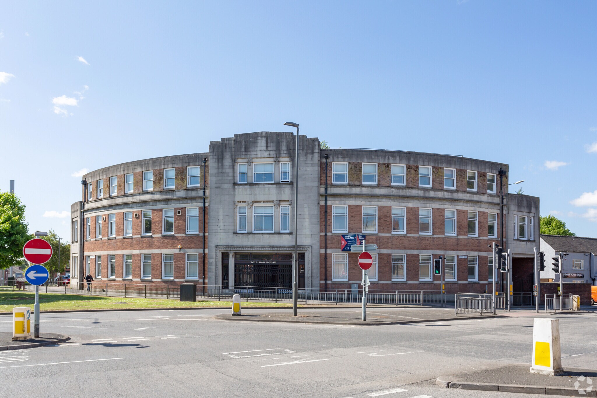1 Derby Rd, Ilkeston for sale Primary Photo- Image 1 of 1