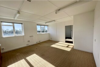 West Tanfield, North yorkshire, Ripon to rent Interior Photo- Image 1 of 3