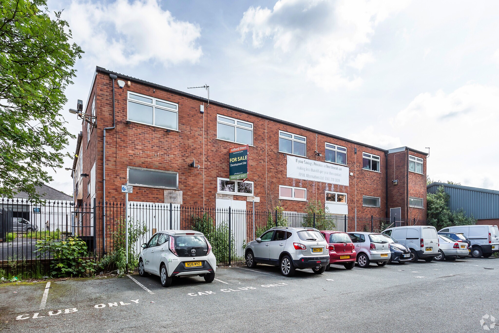 Elm St, Manchester for sale Primary Photo- Image 1 of 1