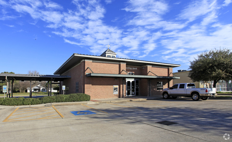 12727 East Fwy, Houston, TX for sale - Primary Photo - Image 1 of 1