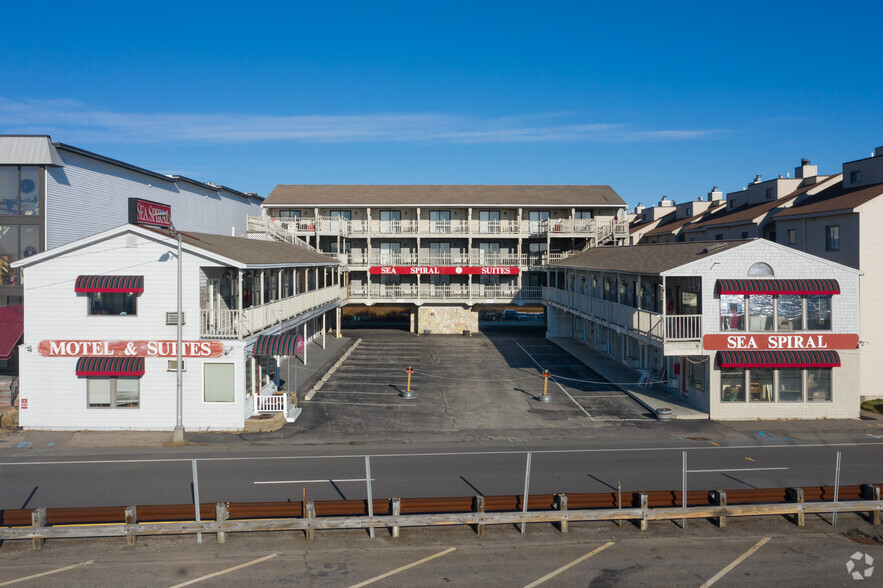 449 Ocean Blvd, Hampton, NH for sale - Primary Photo - Image 1 of 1