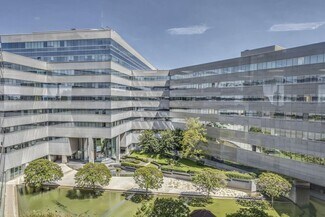 More details for 32 Avenue Pablo Picasso, Nanterre - Office to Rent