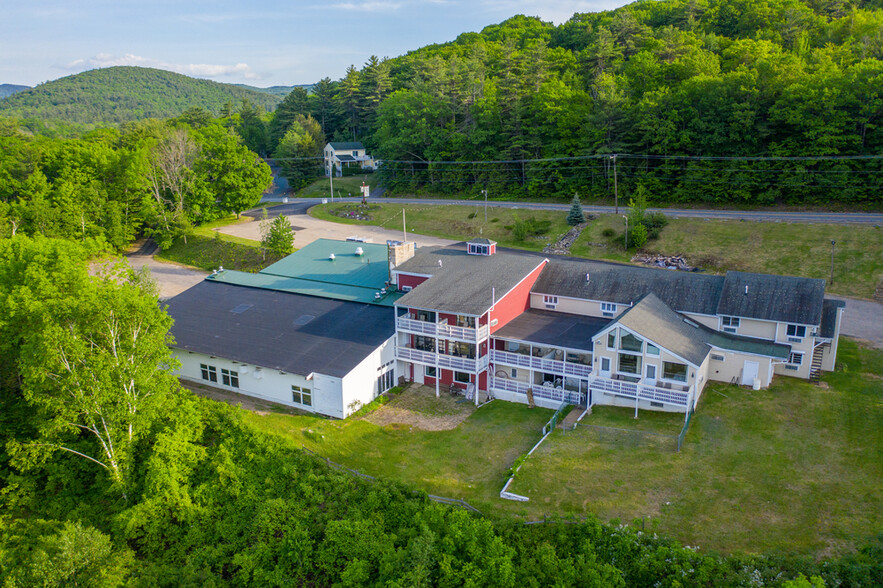 580 Cherry Valley Rd, Gilford, NH for sale - Building Photo - Image 1 of 1