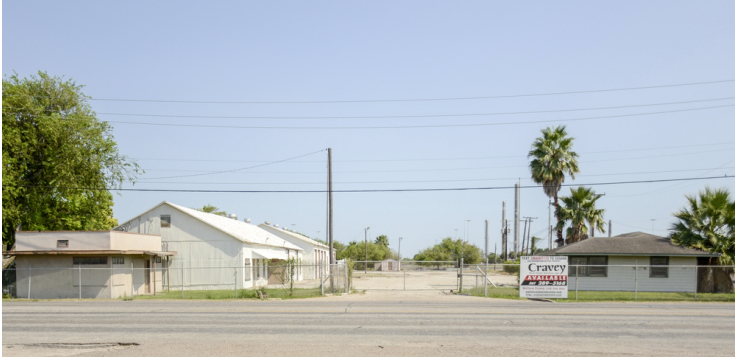 5338 Leopard St, Corpus Christi, TX for rent - Building Photo - Image 2 of 2